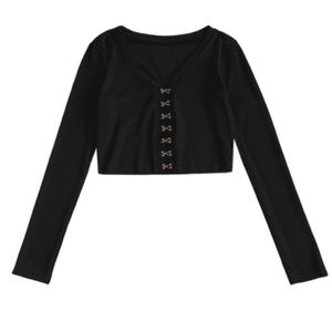 Black ribbed crop top with metal hooks